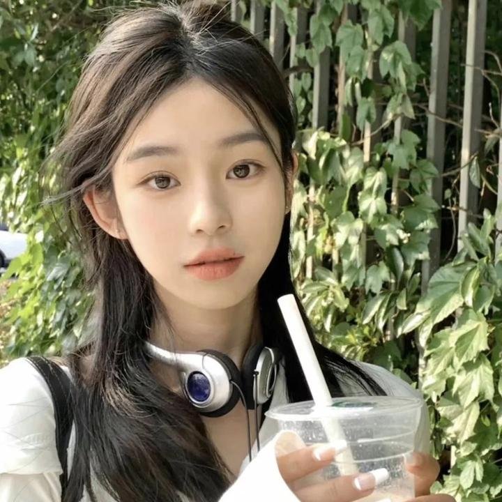洛克王国3:圣龙的守护